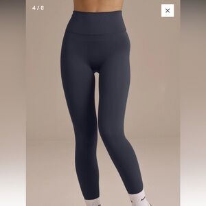 Adanola Ultimate Leggings Size Medium in Midnight Blue